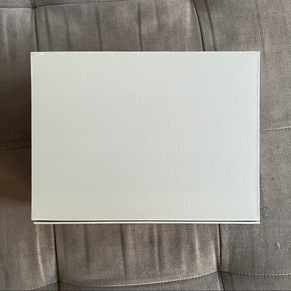 “Will you be my bridesmaid?” Gift Box - Picture 3 of 8